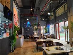 243平花溪群升精彩城餐饮店转让